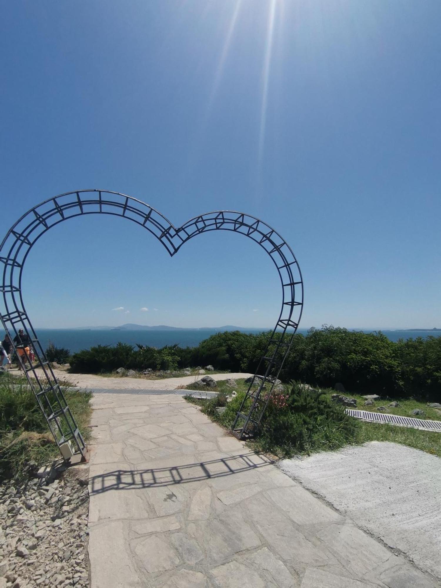 Луксозен Апартамент Анастасия-Сарафово На 150М От Морето Burgas Ruang foto